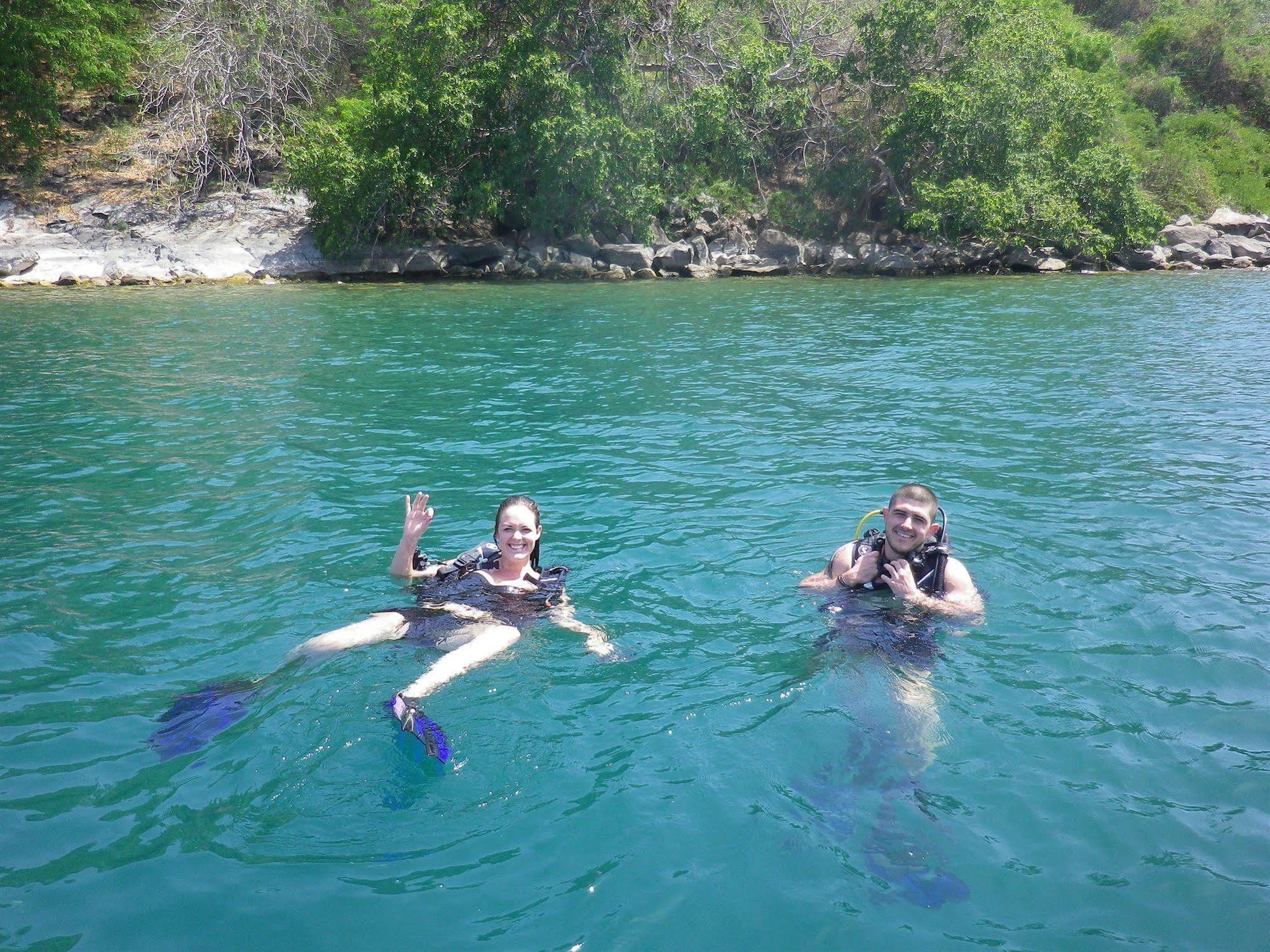 Blue Zebra Island Lodge Senga Bagian luar foto