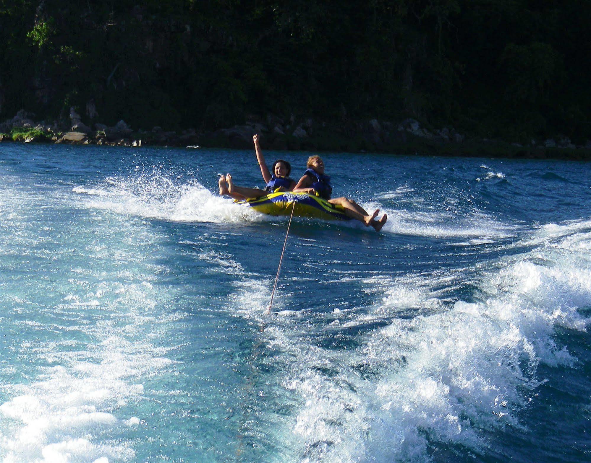 Blue Zebra Island Lodge Senga Bagian luar foto