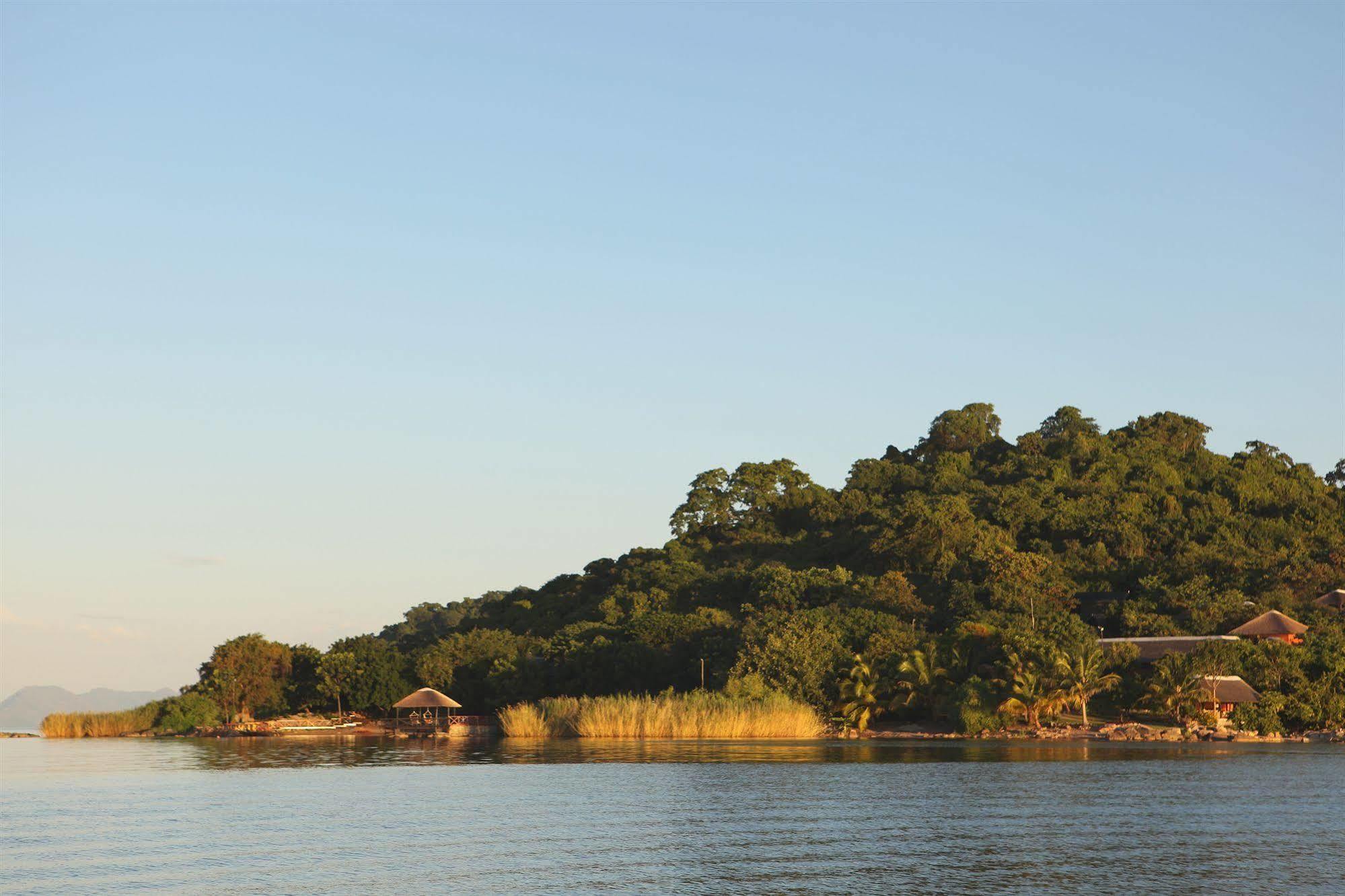 Blue Zebra Island Lodge Senga Bagian luar foto